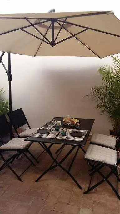 Comfy Away - Exclusivo Apartamento Casco Antiguo Con Terraza Seville Apartment